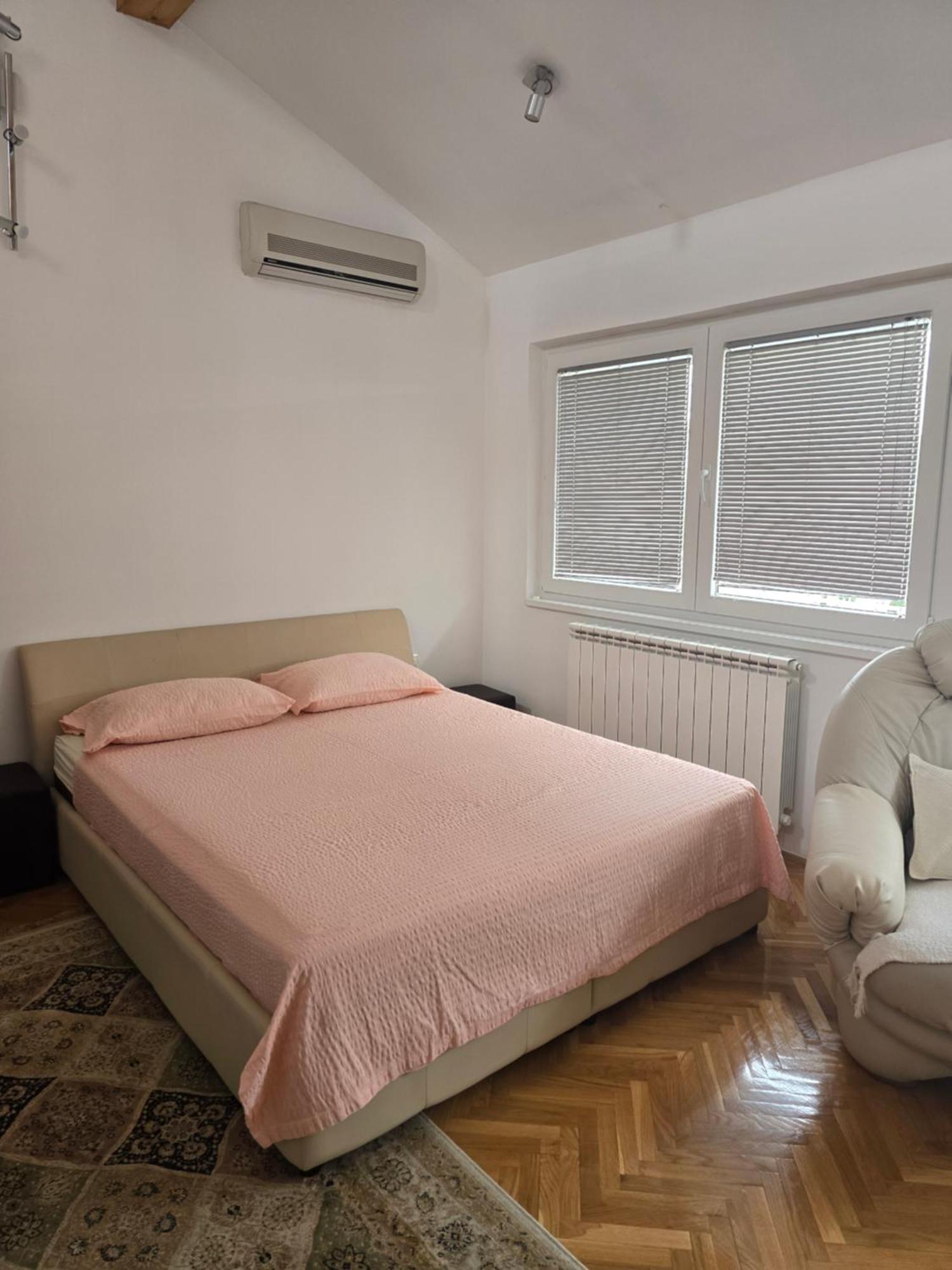 Mija Apartment SJJ