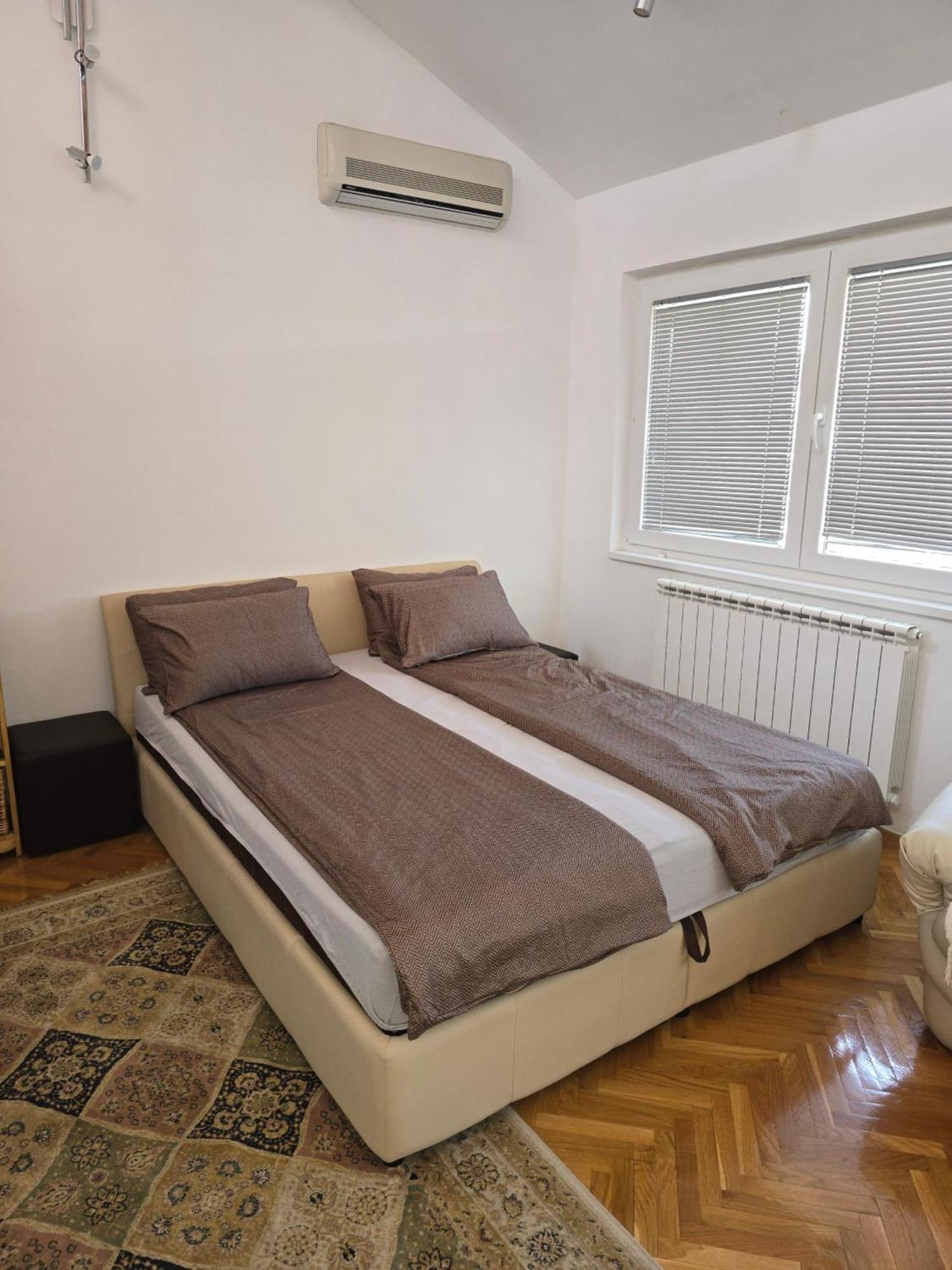 Apartment Mija *